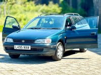 TOYOTA CARINA